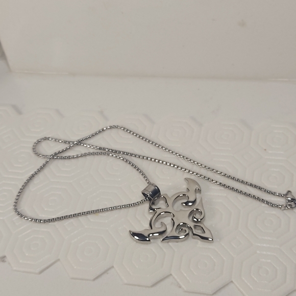 TRIBAL PENDANT NECKLACE ,STAINLESS STEEL 22 IN. - Picture 4 of 7